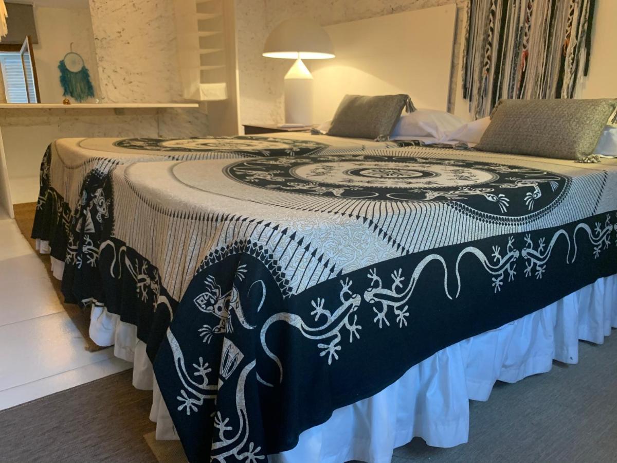 Ibiza Paradise Bed and Breakfast Santa Eularia des Riu Esterno foto
