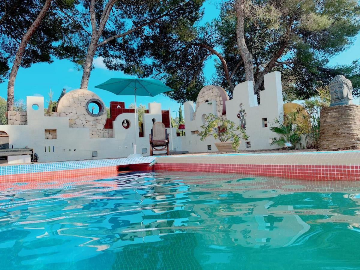 Ibiza Paradise Bed and Breakfast Santa Eularia des Riu Esterno foto