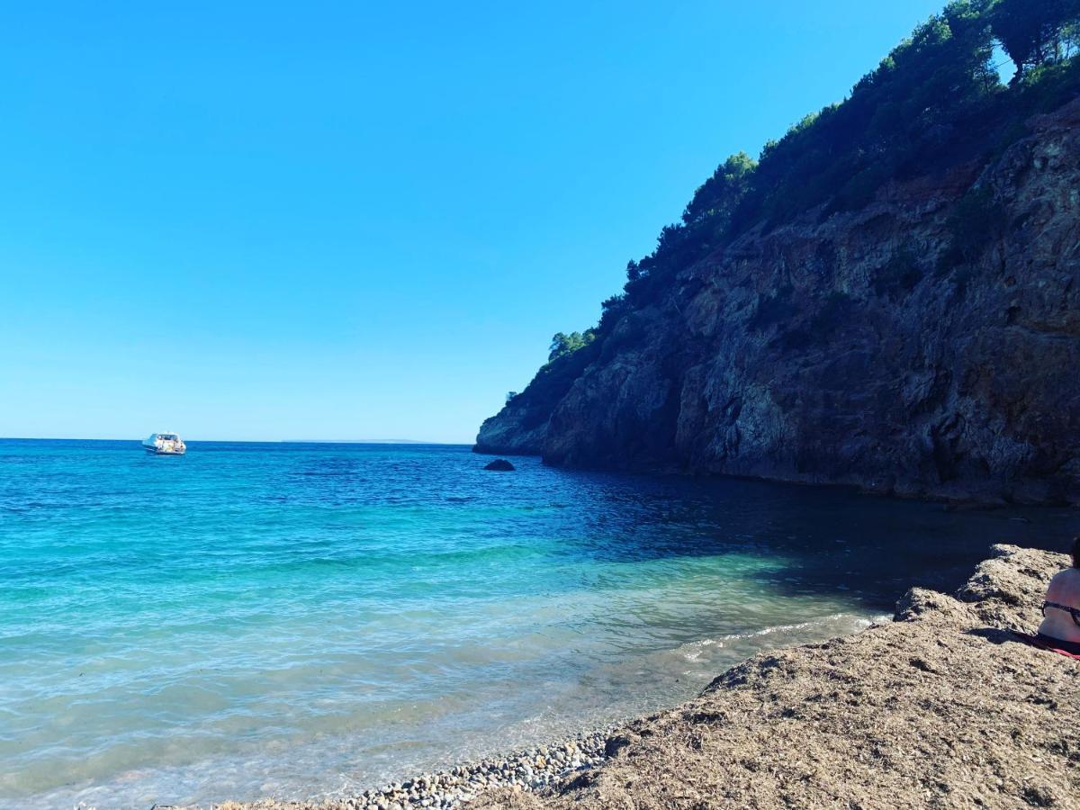 Ibiza Paradise Bed and Breakfast Santa Eularia des Riu Esterno foto